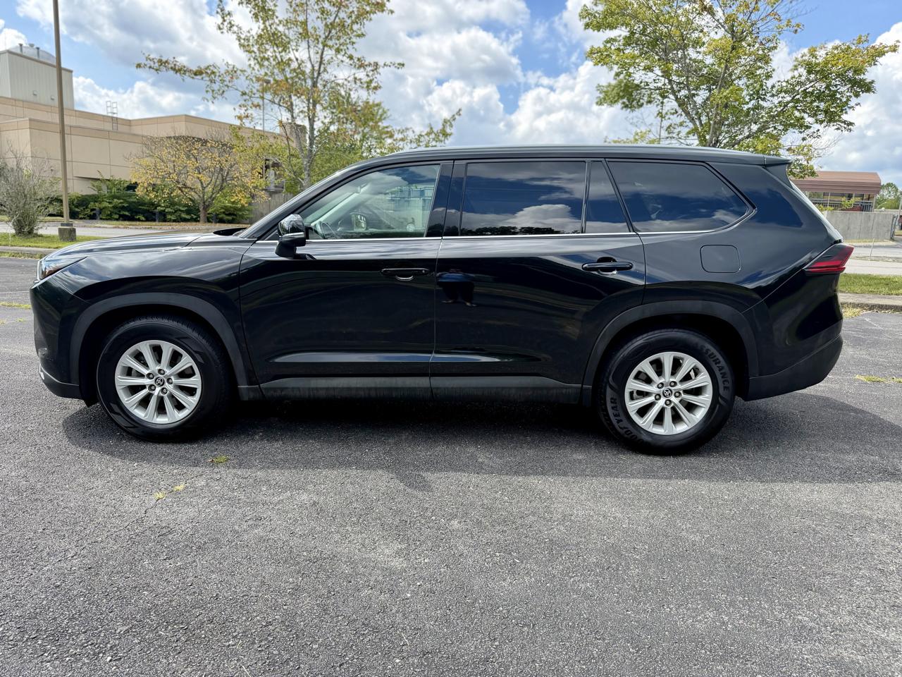 toyota grand highlander 2025 5TDAAAB59SS094671 image toyota grand highlander 2025 5TDAAAB59SS094671 image